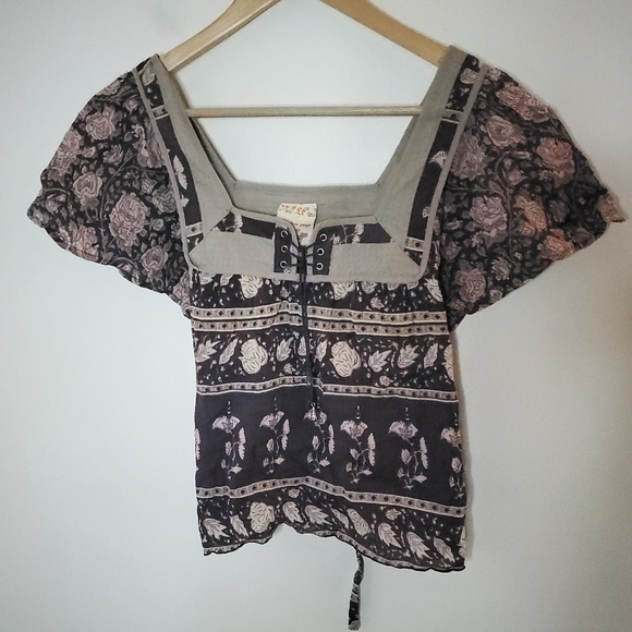 Free People Tie Front Cropped Peasant Top 0 - Picture 1 of 4